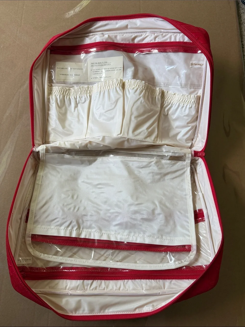 Saks Fifth Avenue travel cosmetics bag